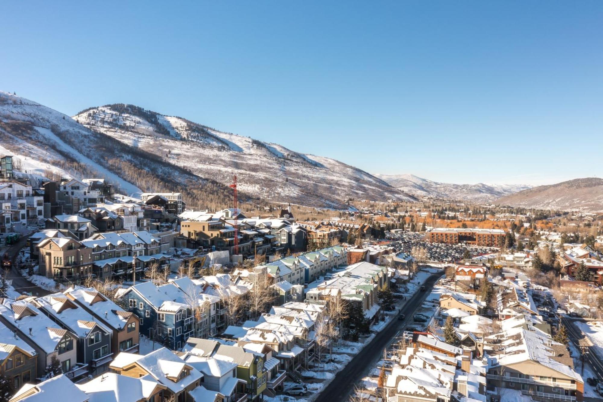 Murdock By Avantstay Cozy Townhouse W Hot Tub Walk To Park City Mountain Exterior photo
