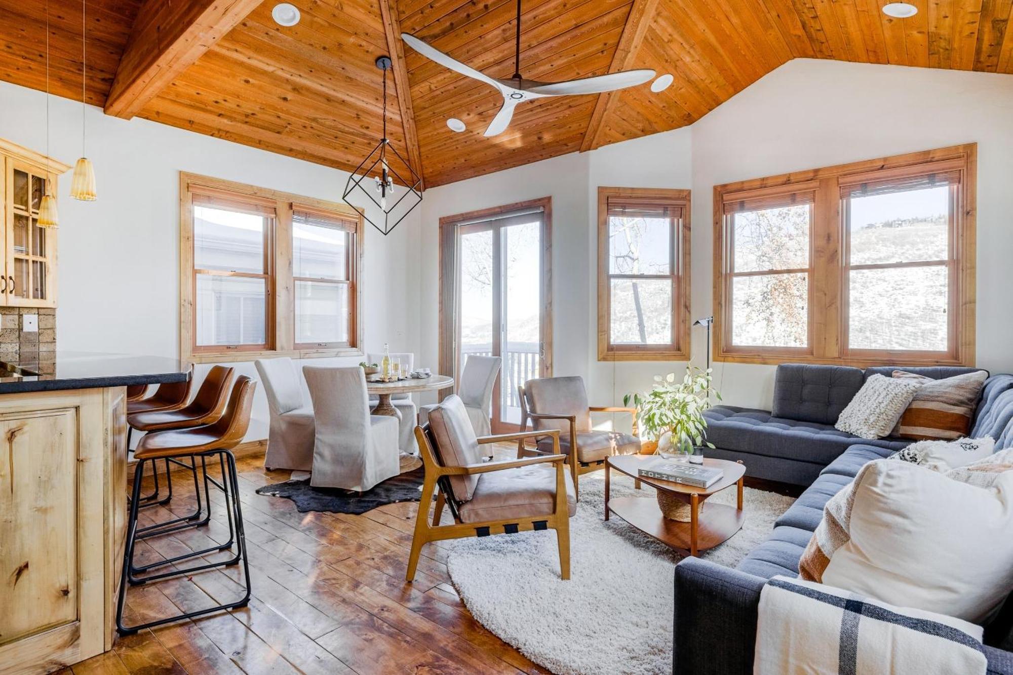 Murdock By Avantstay Cozy Townhouse W Hot Tub Walk To Park City Mountain Exterior photo